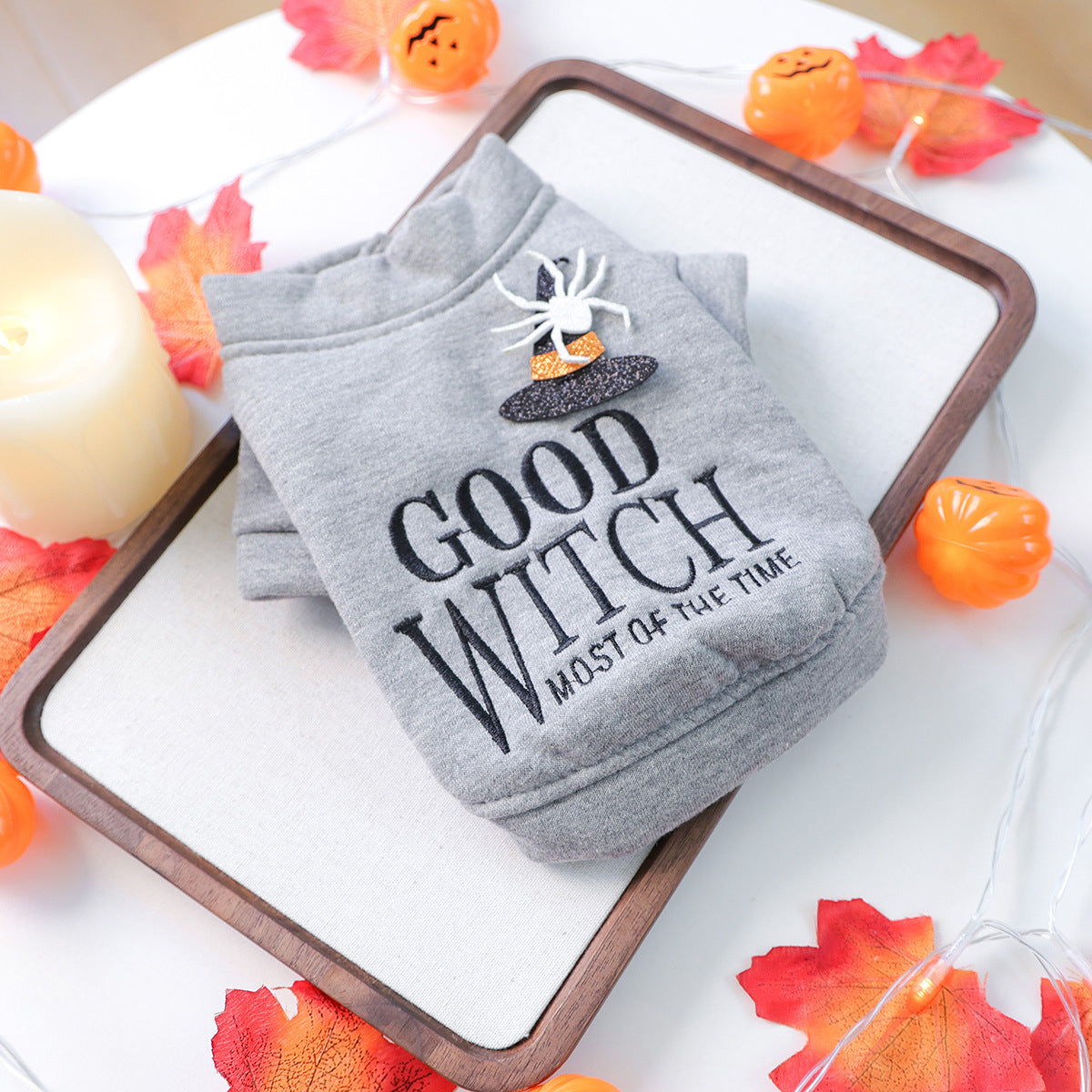 Meravo™ Good Witch Halloween Dog Sweater