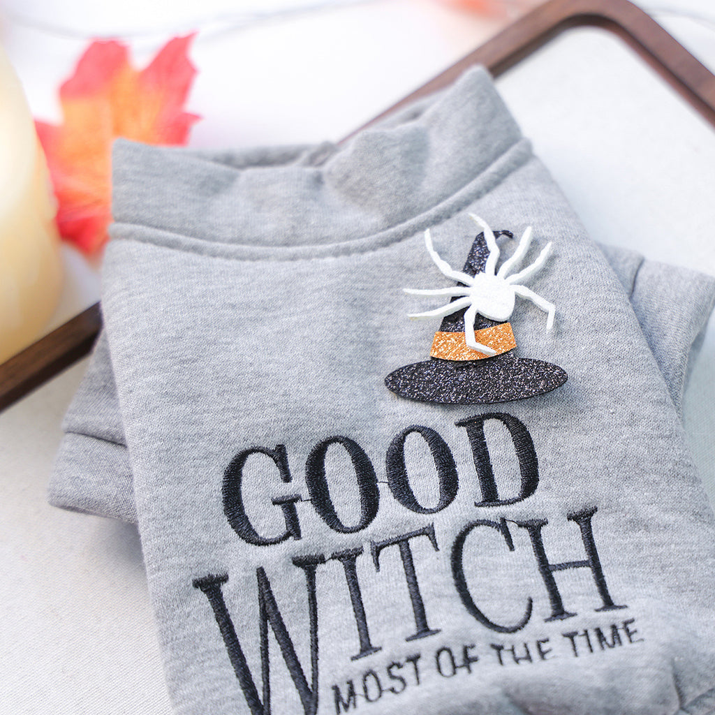 Meravo™ Good Witch Halloween Dog Sweater